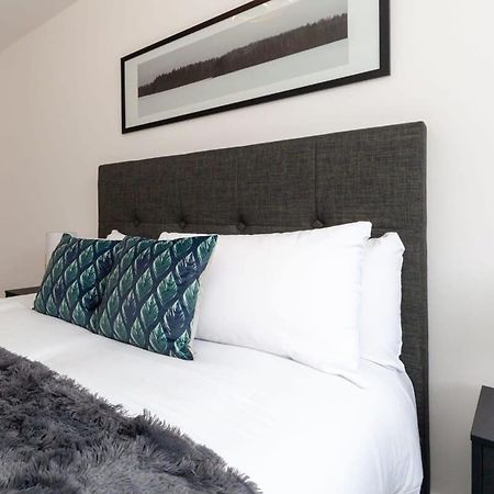 Modern 2 Bedroom Apartment In Wimbledon Londen Buitenkant foto