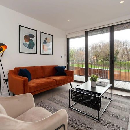 Modern 2 Bedroom Apartment In Wimbledon Londen Buitenkant foto