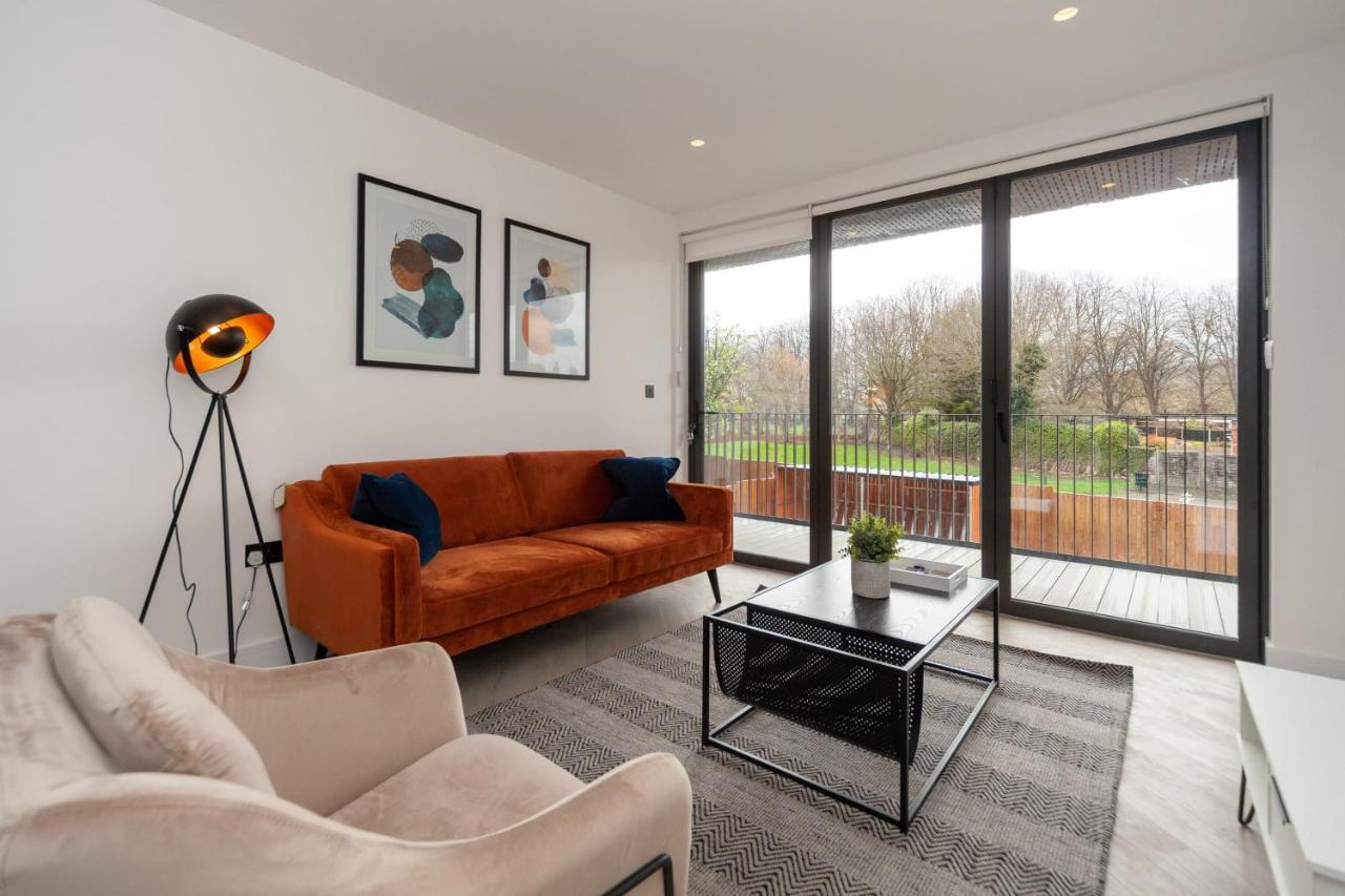 Modern 2 Bedroom Apartment In Wimbledon Londen Buitenkant foto